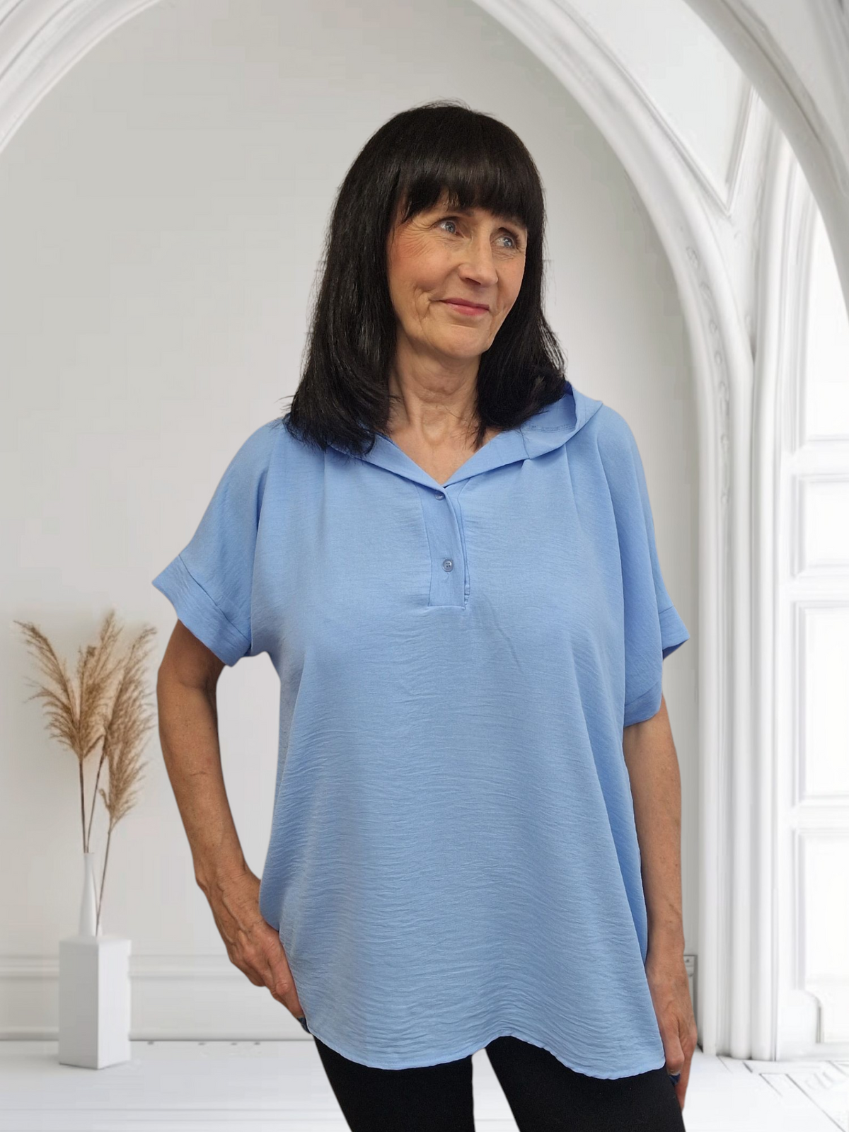 Keria Short Sleeve Hooded Blouse Top - Couture Boutique