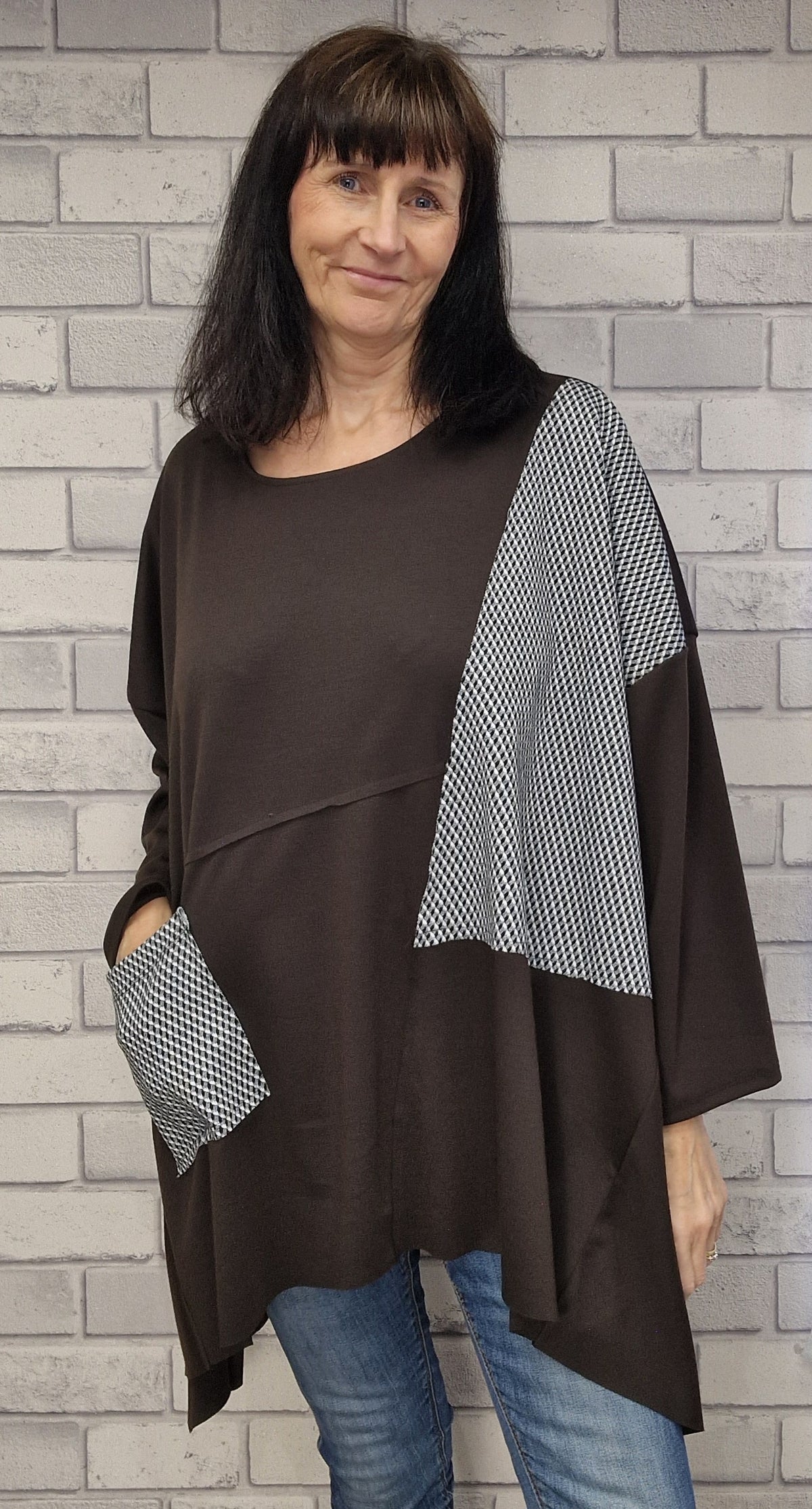 Deana Dogtooth Oversize Top - Couture Boutique