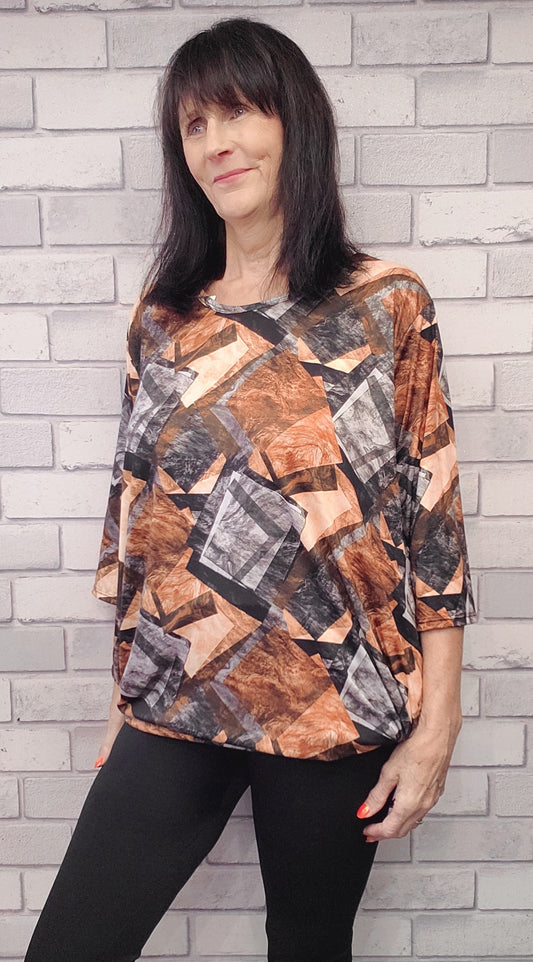 Penny Plus size top 3/4 Sleeves - Couture Boutique
