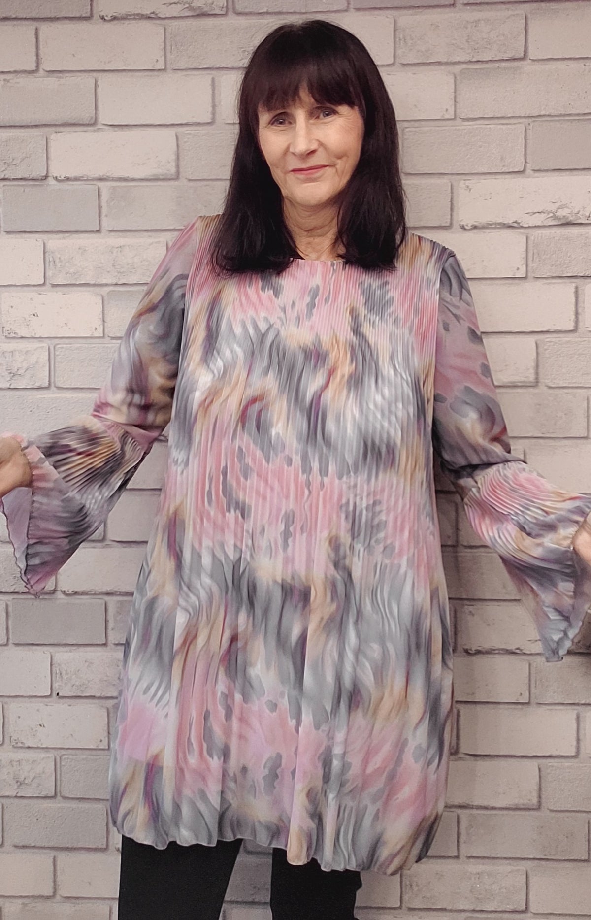 Tia Bell Sleeve Pleated Dress - Couture Boutique