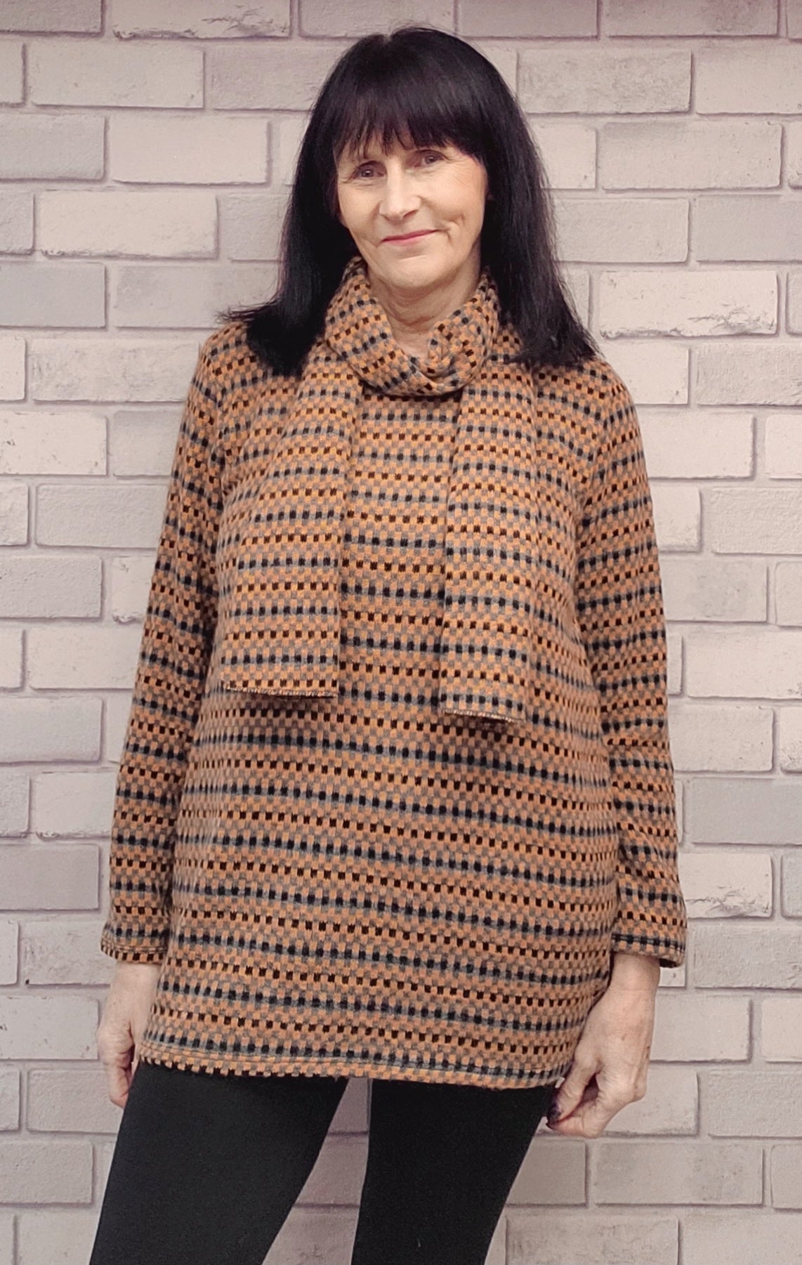 Gail Top With Matching Scarf - Couture Boutique