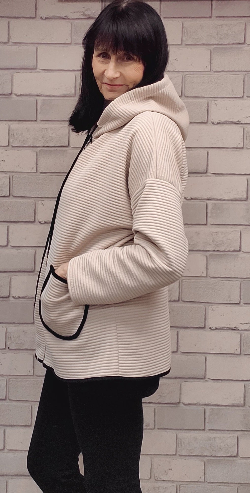 Carmen Lightweight  Jacket - Couture Boutique