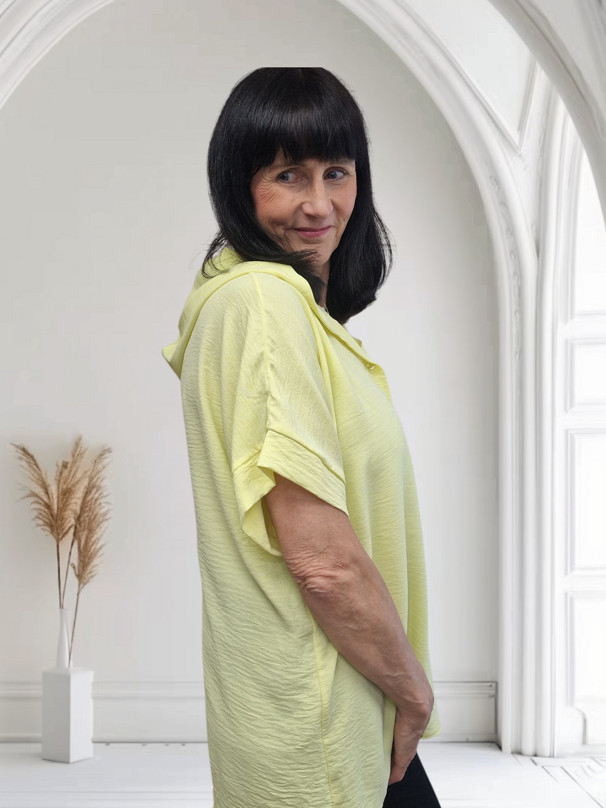 Keria Short Sleeve Hooded Blouse Top - Couture Boutique