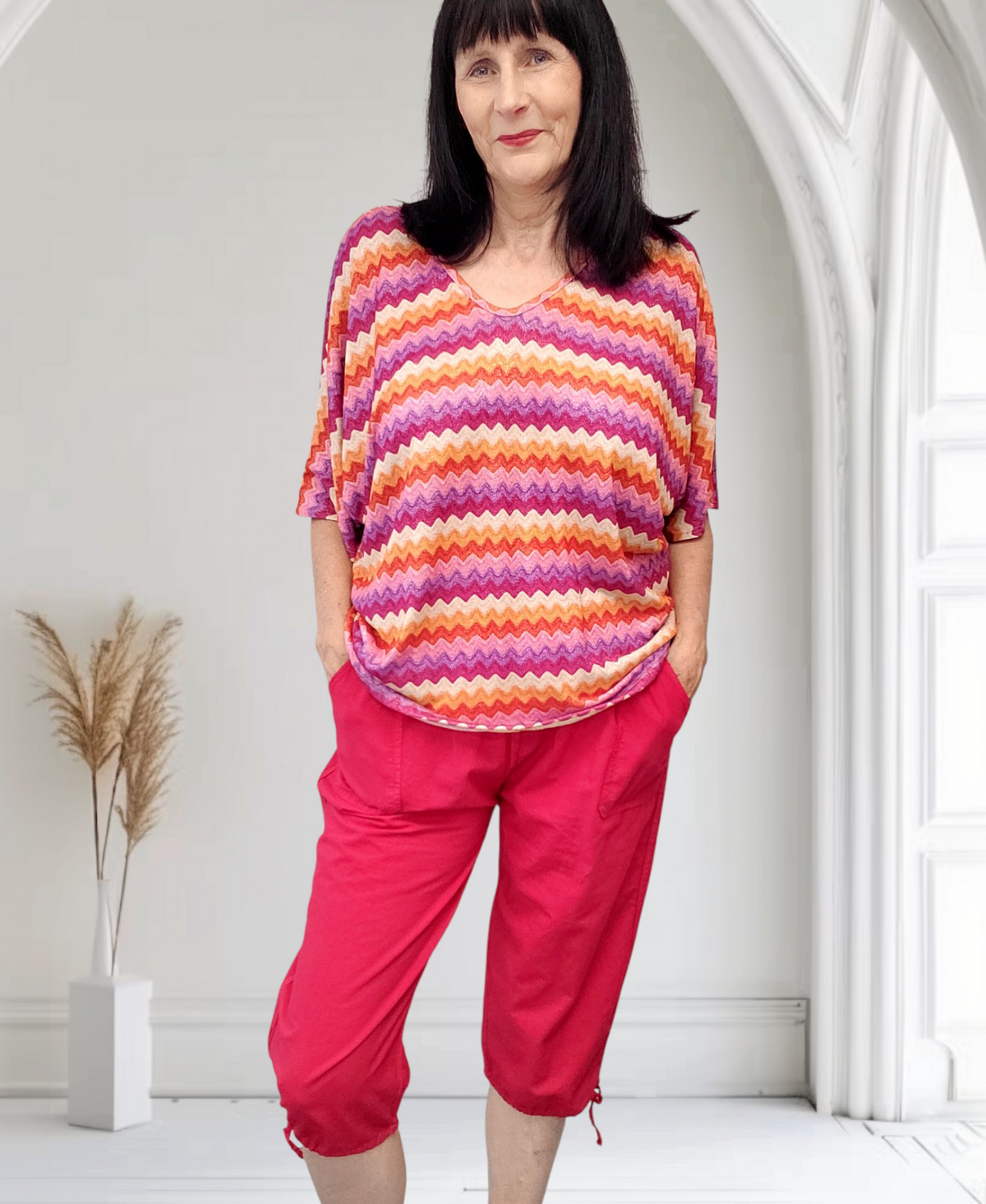 Crop Trousers  Elasticated  Waist  And Pockets - Couture Boutique