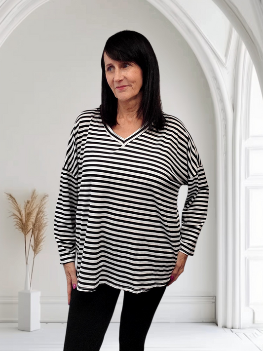Indigo Classic Women’s Stripe Top – Casual Chic Everyday Wear, Onesize  12-20 - Couture Boutique