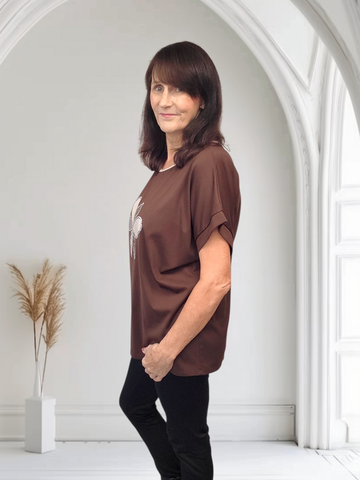 Capri  Women’s Flower Top, Onesize  10-16 - Couture Boutique