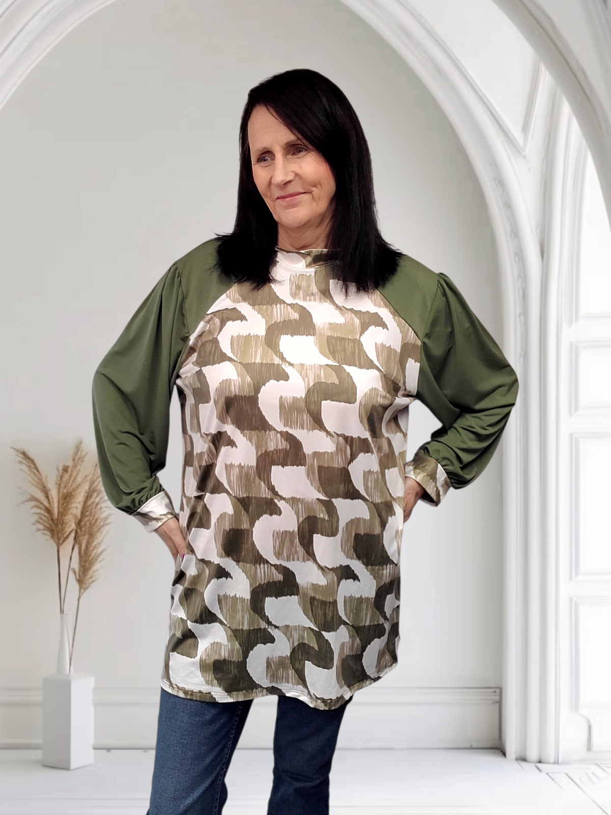 Calli Plus Size Top Long Sleeves - Couture Boutique