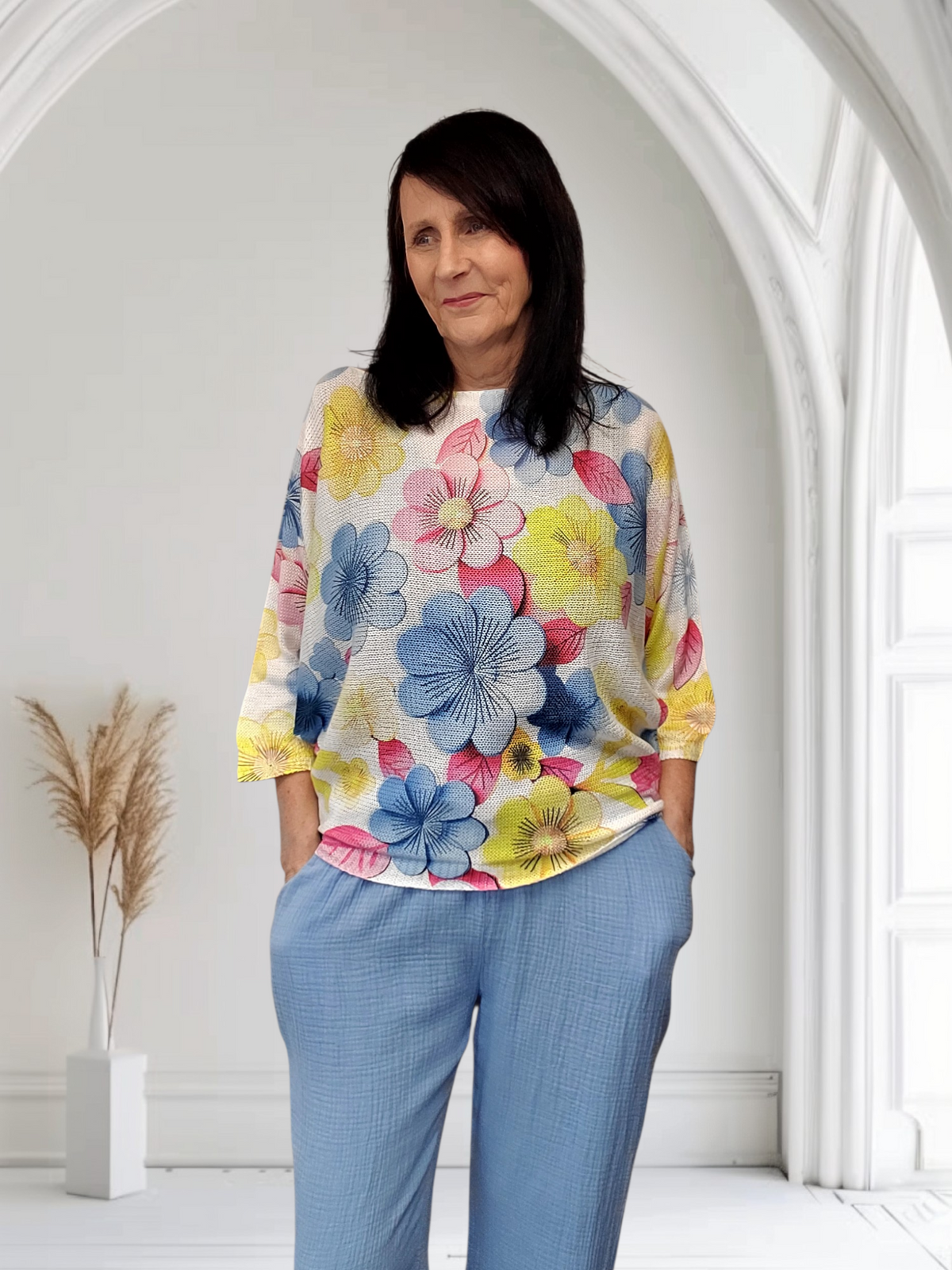 Frieda Fine Knit Flower Top - Couture Boutique